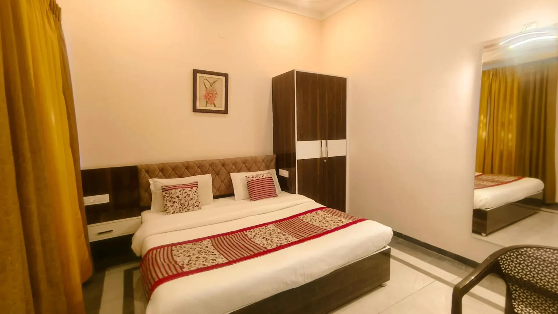 Hotel Jagat Villa Near Fatehsagar Lake 우다이푸르 인도